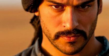 BALI-BEG RAZBJESNIO KOMŠILUK, NE BISTE VOLJELI ŽIVJETI PORED NJEGA: Kad je ovo uradio SVI SU MU OKRENULI LEĐA!