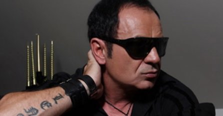 Decenijama je na sceni, ali SIGURNO NE ZNATE NJEGOVO PRAVO IME: Mile Kitić se u stvari zove OVAKO!