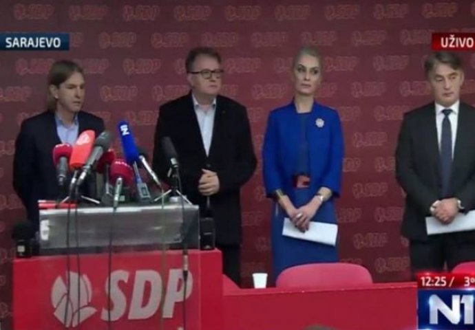 Kojović: Politikom hoće da završe ono što nisu puškama i tenkovima