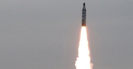 SJEVERNA KOREJA ISPALILA DVIJE RAKETE: Letjele su 430 km prema istoku i dosegle visinu od 50 km - kakvu poruku i kome ovog puta šalje Pjongjang?