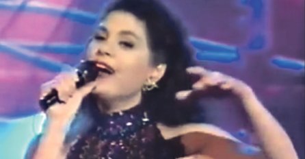 ŽARILA I PALILA ESTRADOM: Nekada poznata pjevačica, a sada je profesorica i doktor nauka! (FOTO)