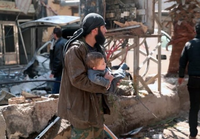 U zračnim napadima u Istočnoj Ghouti 'ubijeno najmanje 500 civila'