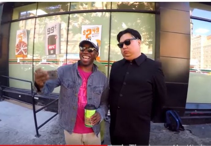 Maskirao se kao sjevernokorejski diktator Kim Jong Un i prošetao ulicama New Yorka. Pogledajte kako su reagovali prolaznici (VIDEO) 