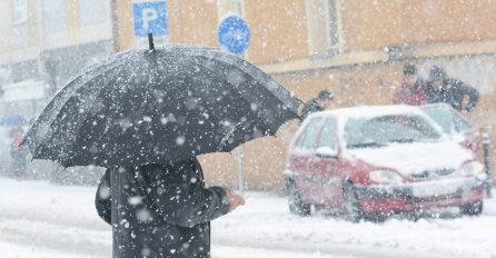 Zbog obilnih snježnih padavina u Cazinu proglašeno stanje prirodne nesreće
