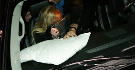 DOTAKLA JE DNO: Predviđali su joj BLISTAVU KARIJERU, a danas je svi ignorišu