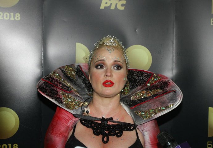 TVRDI DA IMA NOVE DOKAZE ZA NAMJEŠTENU POBJEDU BALKANIKE: Maja Nikolić otkrila šta su radili članovi žirija pred Beoviziju!