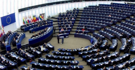 Europski parlament podržao moguće mjere protiv Poljske zbog ugrožavanja ljudskih prava