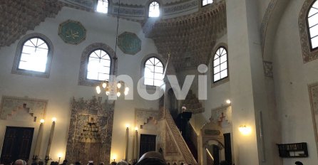 DELEGACIJA IRANA PRISUSTVOVALA DŽUMA-NAMAZU U BEGOVOJ DŽAMIJI: Hutbu predvodio reisu-l-ulema Husein ef. Kavazović (FOTO + VIDEO)