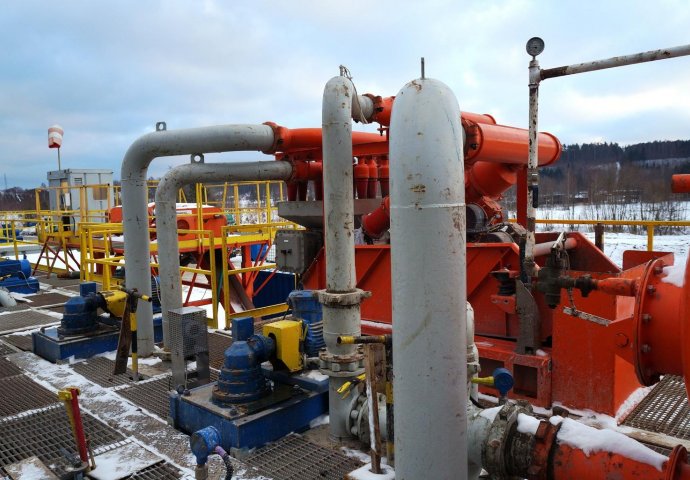 Gazprom razmatra prekid ugovora o snabdijevanju Ukrajine gasom