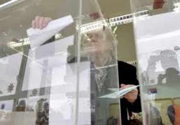 Otvorena birališta na lokalnim izborima u Beogradu