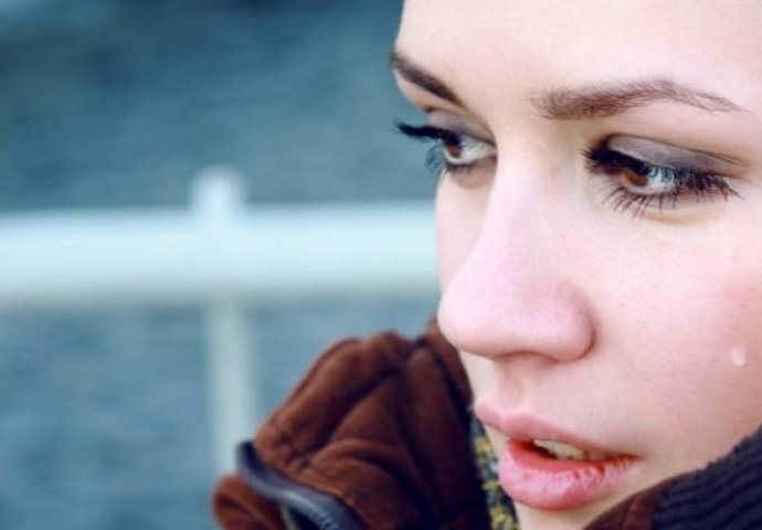 NE ZADRŽAVAJTE SUZE: 8 stvari koje se događaju ljudima koji često plaču