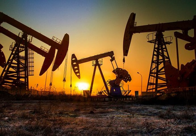 Cijene nafte prošle sedmice potonule više od 4 posto