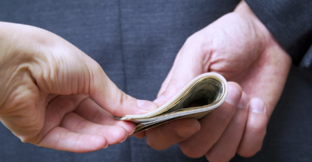 Bosanci i Hercegovci se najčešće suočavaju sa korupcijom u zapošljavanju