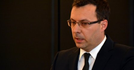 Ispod vozila Džindića ostavljen predmet, nije riječ o eksplozivnoj napravi