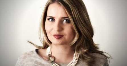 MLADA DIZAJNERICA KOJA ŽIVI SVOJ SAN/ ZERINA GEGIĆ ZA NOVI.BA:  Naši modeli su bezvremenskog dizajna i nosivi su godinama