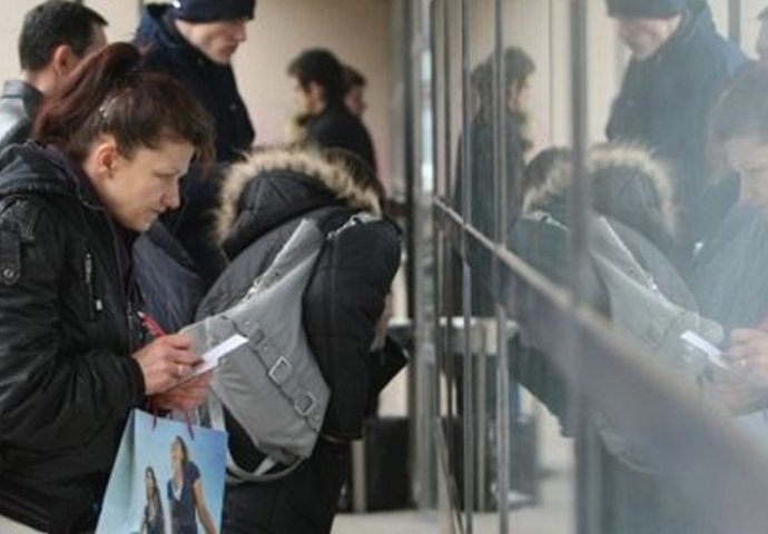 Broj nezaposlenih u BiH smanjen za više od 42.000