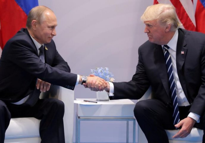 Putin ide u Pariz, sastanak s Trumpom nije u planu