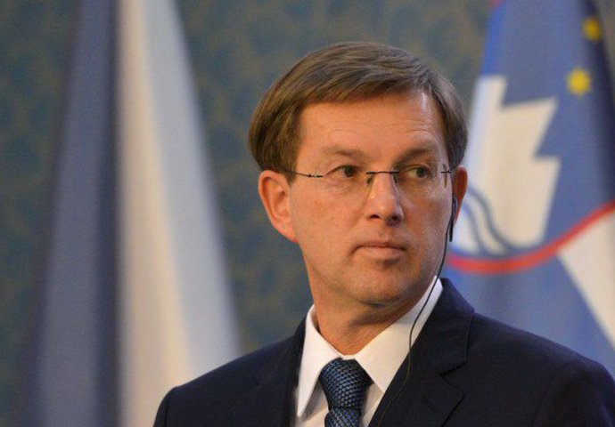 Cerar kaže da je vlada dobila potporu za pravne postupke protiv Hrvatske