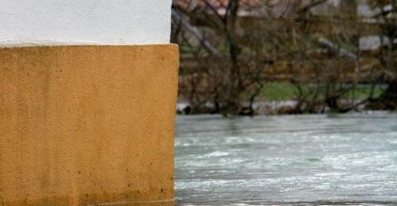 Mostar: Rijeka se izlila na cestu (VIDEO)