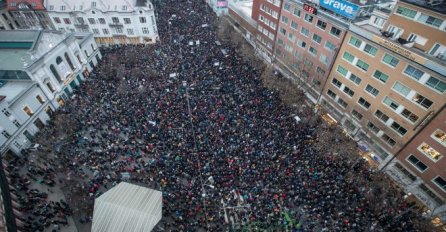 Više hiljada Slovaka prosvjeduje protiv korupcije