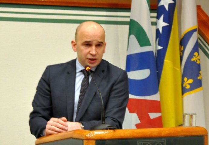 Pivić: Nastaviti raditi na poboljšanju sistema za borbu protiv pranja novca