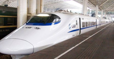 Kinezi napravili voz koji postiže brzinu od 350 kilometara na sat