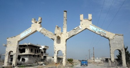 Sirijska vojska nastavlja bombardiranje u Istočnoj Guti, iz Afrina bježe civili