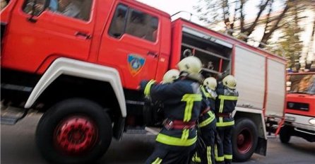 Izbio požar u stanu u Zagrebu, jedna osoba poginula