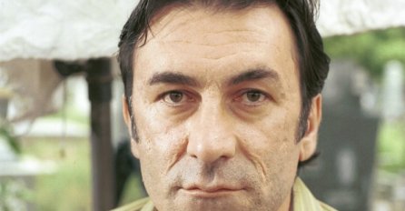 SIN GLUMCA BRANKA ĐURIĆA IZGLEDOM OBARA S NOGU: Ima 25 godina, a žene lude za njim (FOTO)