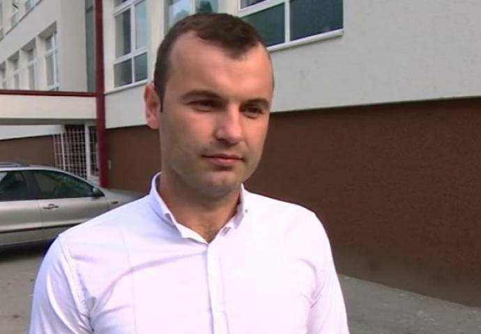 Muškarac priveden nakon verbalnog napada na Mladena Grujičića u Srebrenici
