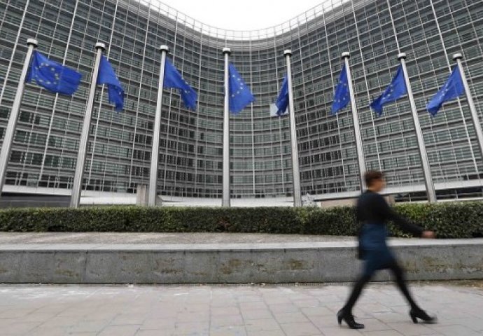 Komisija i europarlamentarci za temeljitu istragu o Kuciaku