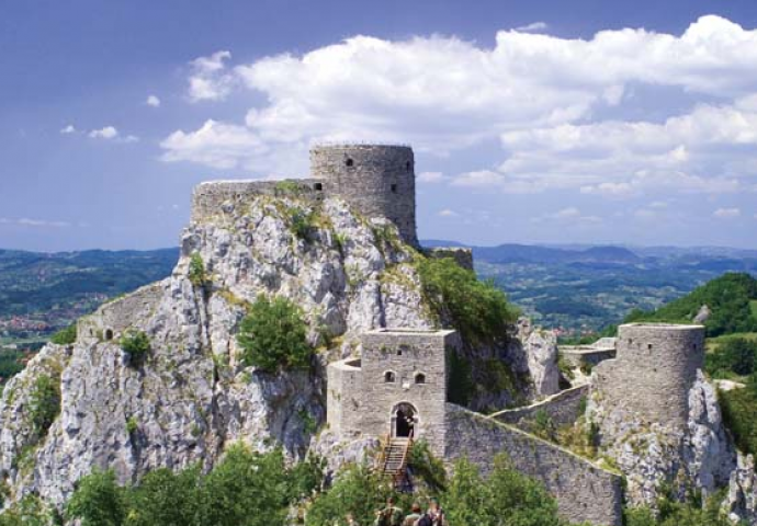 Za obnovu tvrđava u BiH, RH i Crnoj Gori oko 1,3 milijuna eura iz EU fondova