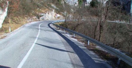 VOZAČI, NI SLUČAJNO NE IDITE OVIM PUTNIM PRAVCEM: Zbog većeg odrona u potpunosti obustavljen saobraćaj!