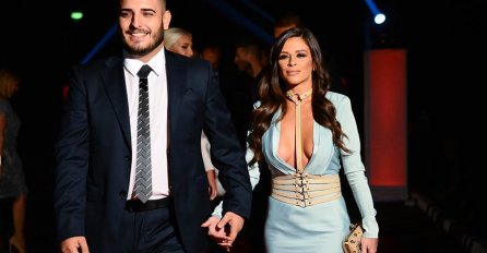 'UVIJEK SAM DŽENTLMEN': Da li je Ana Sević ovu poruku uputila Darku? (FOTO)