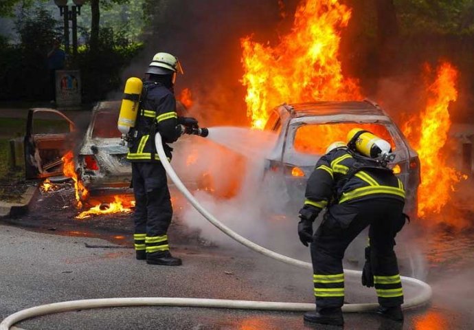 ČESTO IMALI NESUGLASICE: Zapalio šefici auto jer mu je promijenila smjenu!