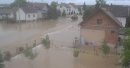 NA SNAZI VANREDNE MJERE OBRANE OD POPLAVA: 500 ljudi odječeno, nivo Save i dalje U PORASTU!