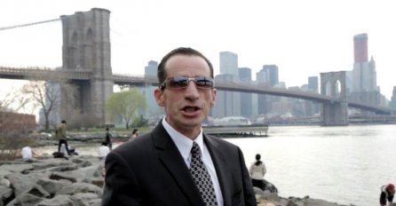 SJEĆATE LI SE EKREMA JEVRIĆA? Njegov najstariji sin je nabildan, žene mu se bacaju pod noge i NIMALO NE LIČI NA OCA! (FOTO)