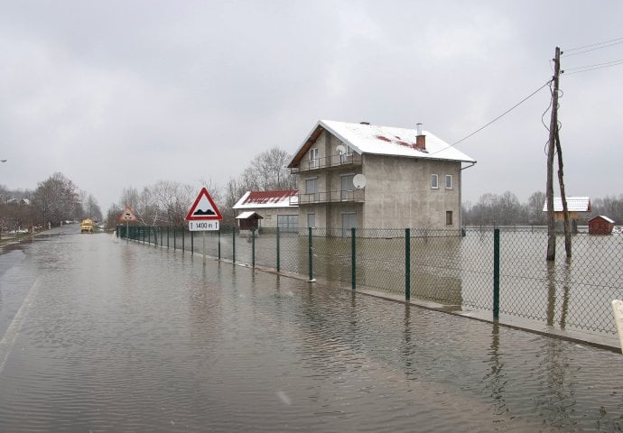 Vodostaj Save u Jasenovcu i Kozarskoj Dubici počeo da opada