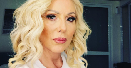 NIKAD JE NISMO VIDJELI U OVAKVOM IZDANJU: Svima su oči stale kad se Brena pojavila ovako obučena (FOTO)