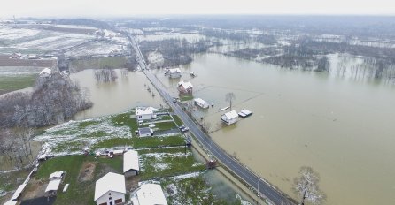 VANREDNO STANJE NA SJEVERU BiH: Zatražena pomoć Oružanih snaga