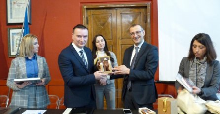 Sporazum o bratimljenju Grada Pesaro iz Italije i Općine Novi Grad Sarajevo