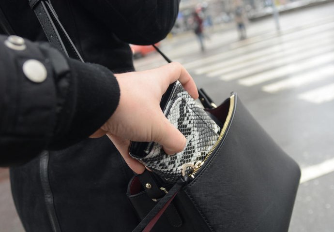 Uhapšena Shakira iz Bosne i Hercegovine: Džeparošica s debelim kriminalnim dosijeom u Italiji