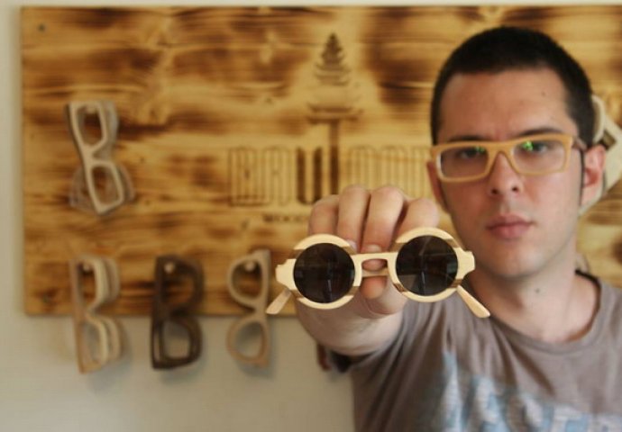 LJUBAV PREMA DRVETU PRETVORIO U UNOSAN POSAO/ DAMIR BAJRAKTAREVIĆ ZA NOVI.BA: Zadovoljni kupci su najglasniji aplauz vašem trudu i radu 