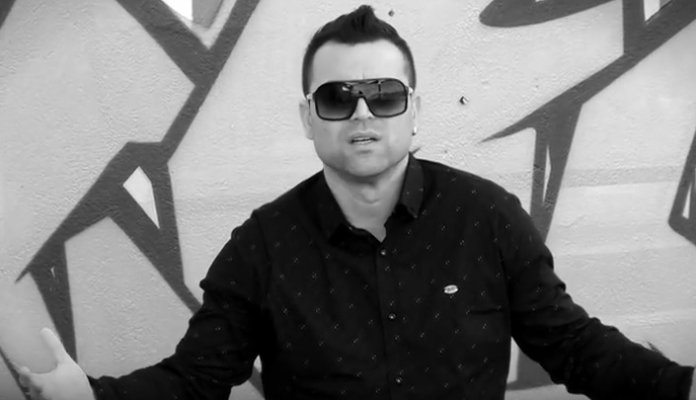 a0b52f0566665967974dee8c91a95158