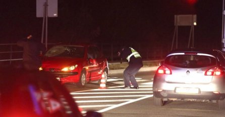 TEŠKA SAOBRAĆAJNA NESREĆA, SUDAR ČETIRI VOZILA: Povrijeđeno sedam osoba!
