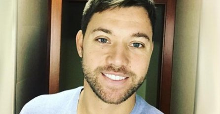 NE IZGLEDA VIŠE OVAKO: Sin Lepe Brene DRASTIČNO promijenio izgled 