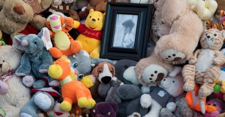 Stanovnici Londona odali počast žrtvama u Kemerovu