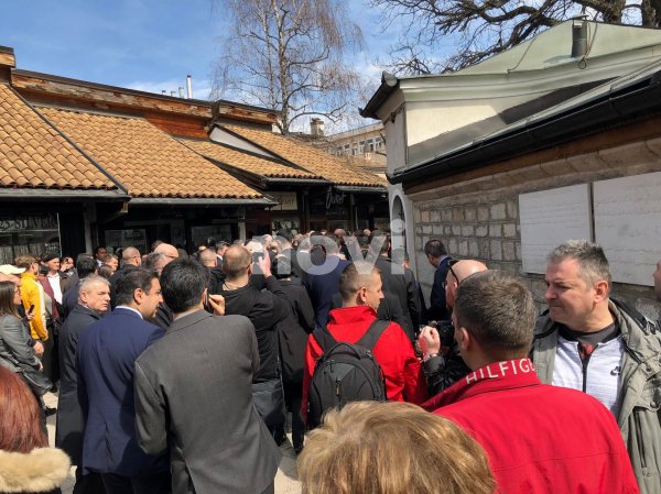 29883774-1725259977534057-1722921666-o