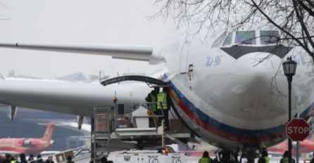 Svi protjerani ruski diplomati iz SAD stigli u Moskvu