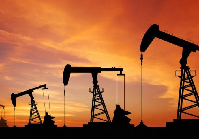 OPEK i Rusija odlučuju o smanjenju proizvodnje nafte